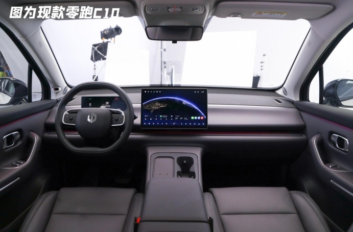 零跑新车C16现身，增程/纯电六座布局，贴身对战理想L8