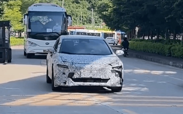 “大号”MINI EV，五菱缤果曝光，和比亚迪海鸥要提前打起来了