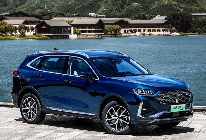 能跑又省油！拿铁DHT-PHEV与RAV4荣放双擎E+，谁更强？