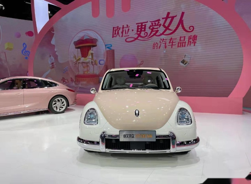 车展以色侍人？彩色新车不断上市，背后原因令人深思