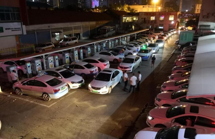 不到30万即可开箱车长超5米的大6座SUV？AITO问界M7它来了！