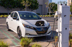 从盈利百亿到巨亏2千亿，日产挂牌卖总部，还能挺到下一爆款车吗?