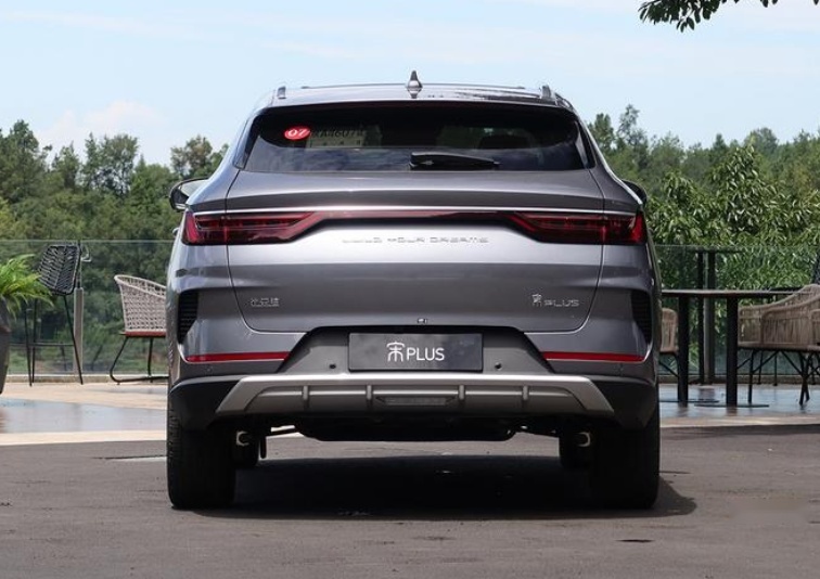 续航1200km！15万买最强插混SUV，值吗？