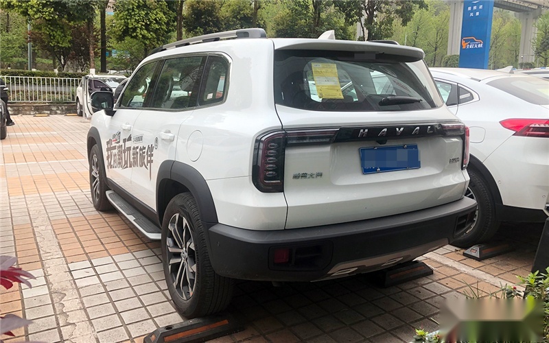 探店哈弗大狗：造型击中90后，主代步，买家太狠我差点扑了空