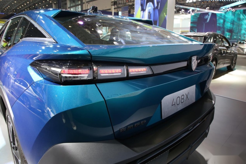 2023上海车展：东风标致408X正式上市 售价14.57万元起