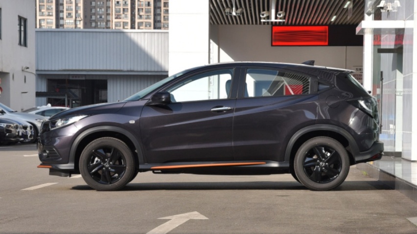 15万预算买家用SUV，选丰田紧凑型，还是本田小型？