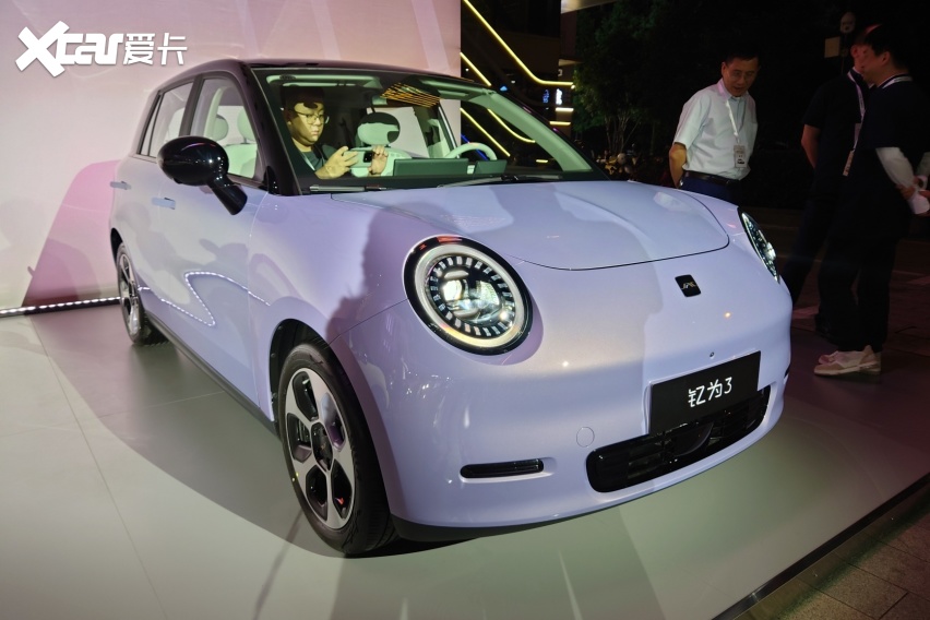 把高科技"卷"进十万级小型车?侃侃信心满满的江淮钇为3