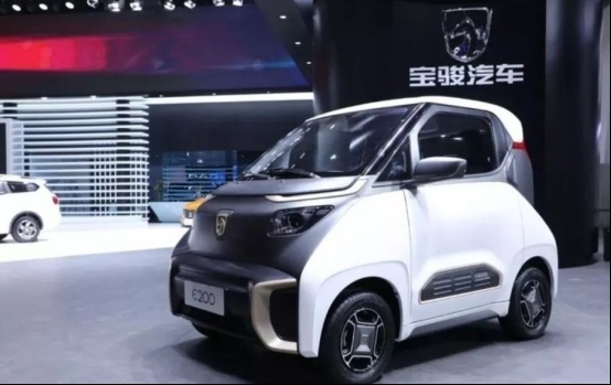 宝骏新能源微型车E100，4.98万起续航250km，值么？