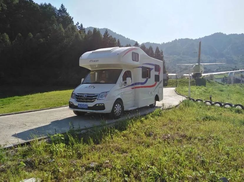 想买个房车，却担心停车难，来看下重庆主城的营地有这些