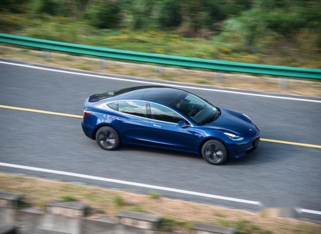 只爱Model 3?那是因为你不知道还有更厉害的极星2