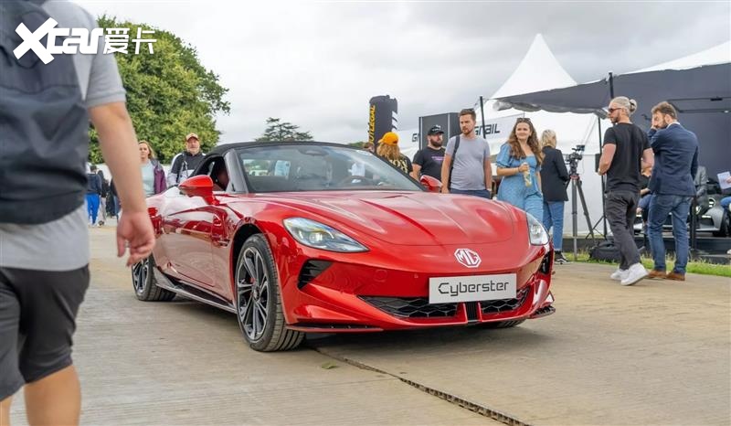 竞品锁定宝马z4,mg cyberster古德伍德速度节首秀