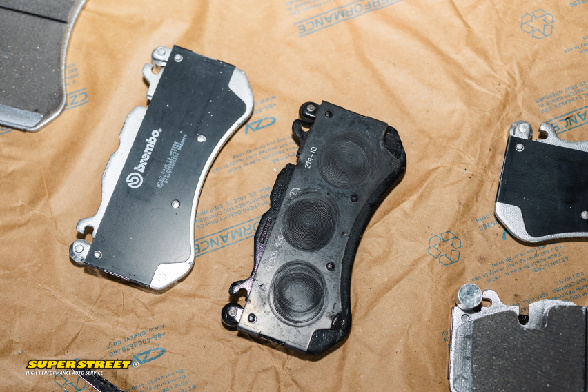奔驰E级更换Brembo HP2000刹车片CZV打孔刹车盘