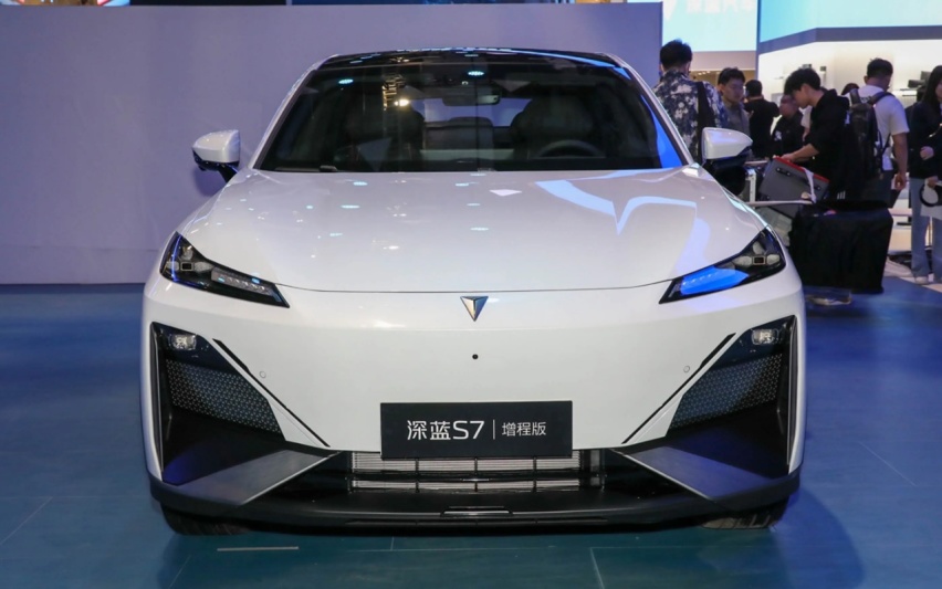 上市35天，零售量达8939台，事实证明：深蓝S7再次找准了国人需求