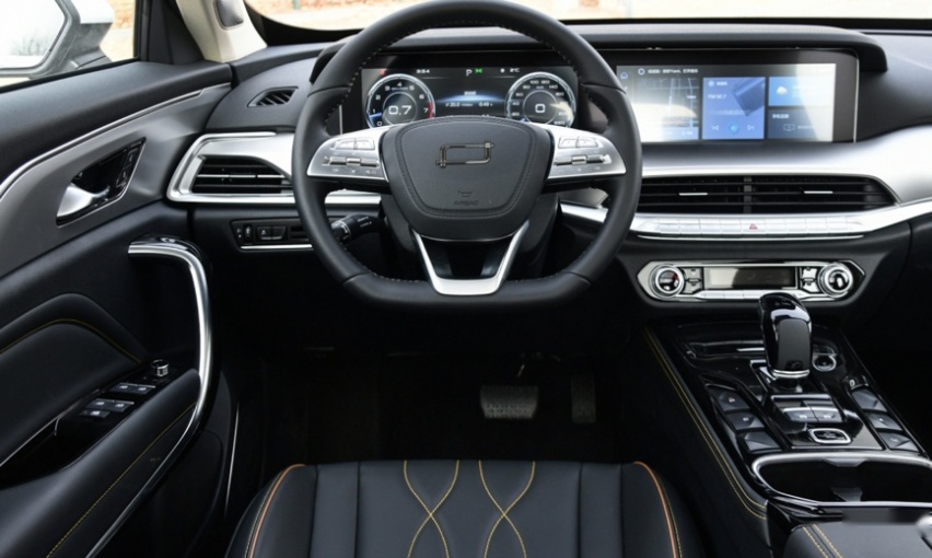 奔腾T77对比博越X，谁才是更适合家用的10万级SUV？