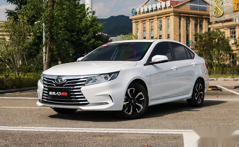 车动态：东南A5翼舞上市；雷克萨斯新车；小米汽车立项