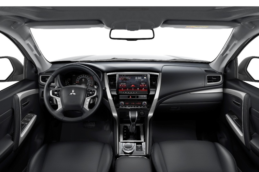 二代超选四驱、3.0L V6+8AT，2020款帕杰罗·劲畅