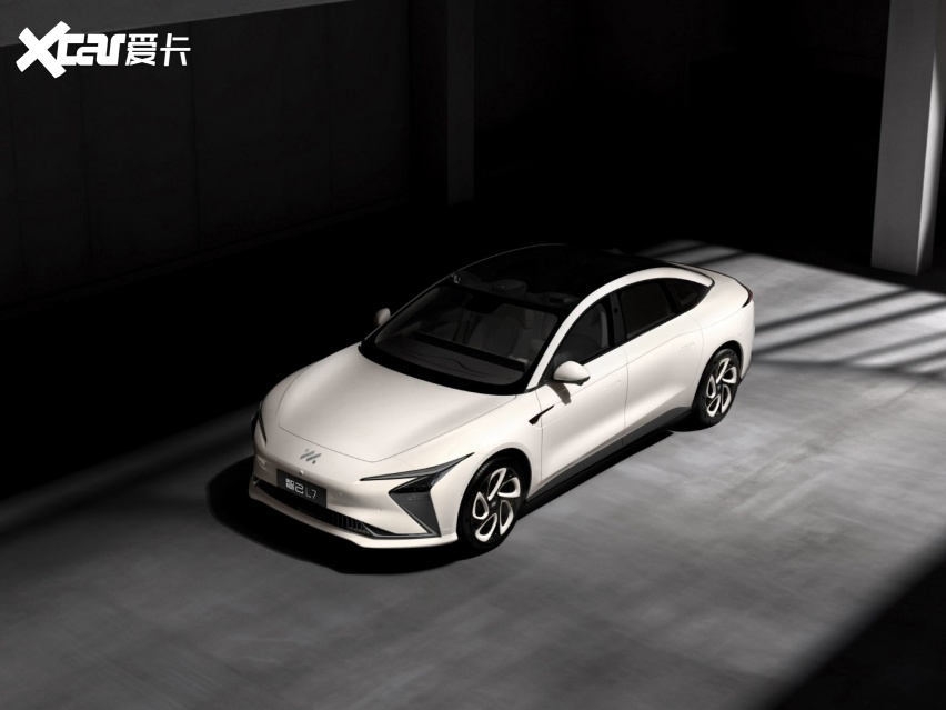 全新智己l7焕新上市,售价29.99-41.99万元