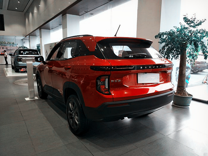 ߀δѳɱEȫСSUVǈ@βHǓQ