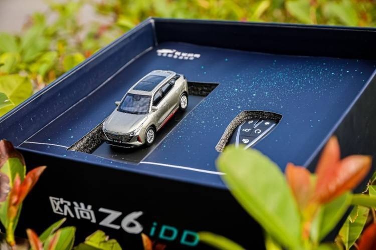 电气化战略提速！欧尚Z6蓝鲸iDD首批用户开启交付
