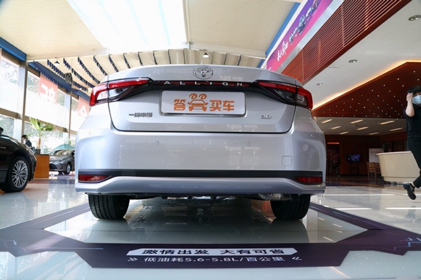 过年买车，丰田亚洲狮还是大众速腾？不知道怎么选的戳进来!