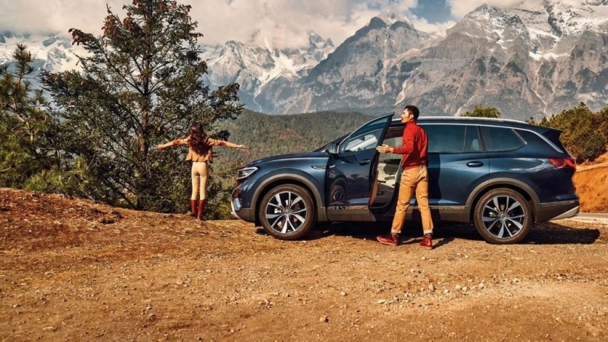 预算30万，7座SUV，福特探险者和大众揽境怎么选？