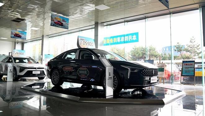 15万以内，高性价比B级轿车推荐，奔腾B70到店实拍