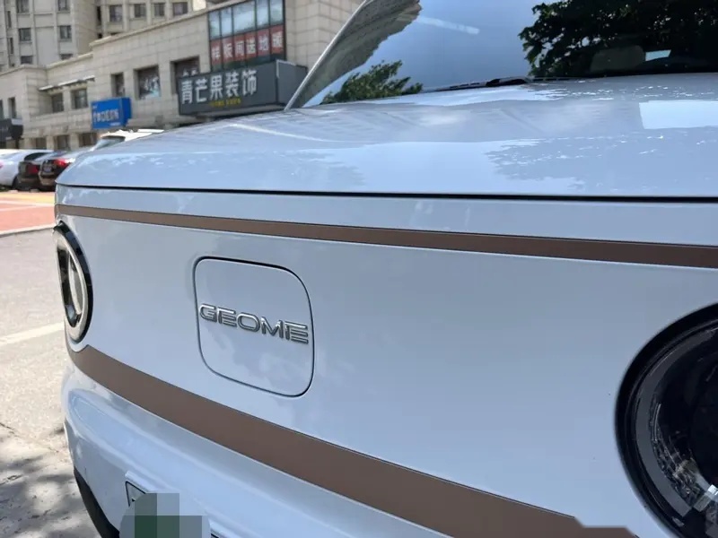 当之无愧的A00级车“卷王”——吉利熊猫mini