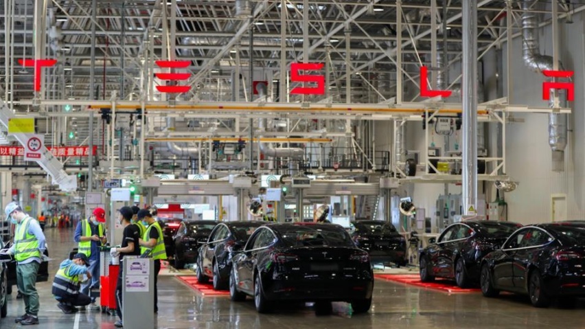 特斯拉上海停产，无关销量不佳，但2023上半年它火不起来