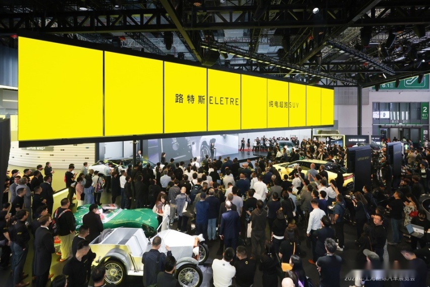 路特斯与“驾驭者”对话，触动“心跳的轰鸣”