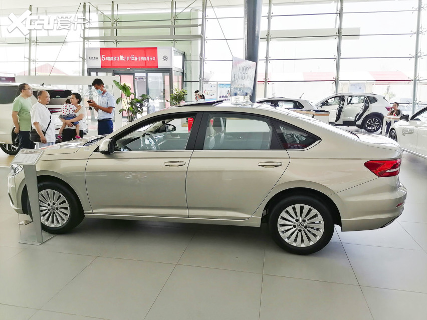闲来无事看看全新一代朗逸这个车