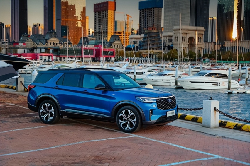 中大型后驱SUV，错位竞争的全新福特探险者