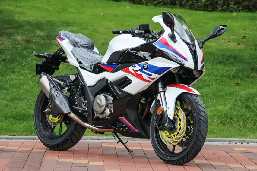 双缸450大跑车 “国产宝马”S450RR 1.68万你敢买
