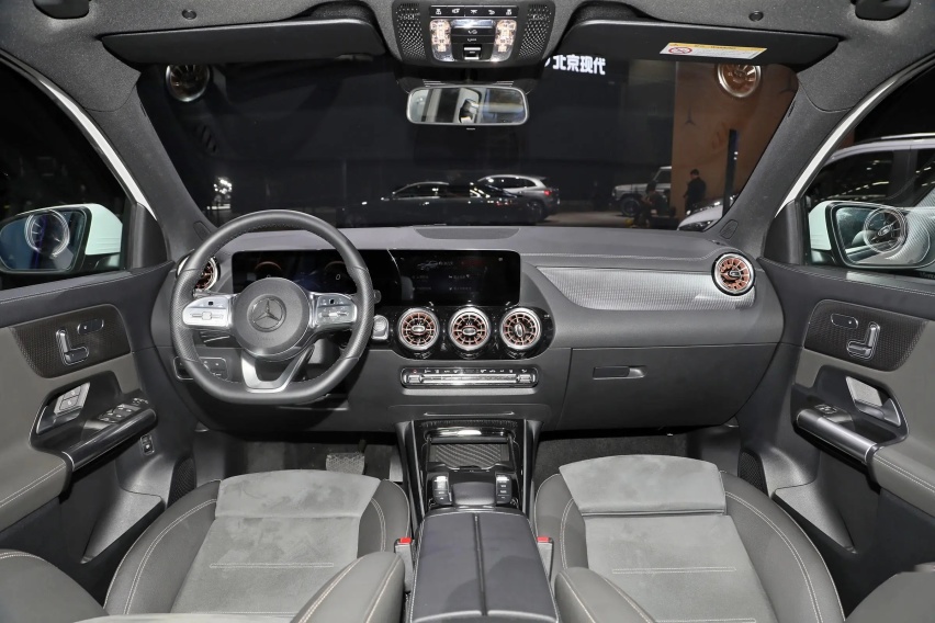 入门级别奔驰纯电SUV EQA 260上市 续航超600km