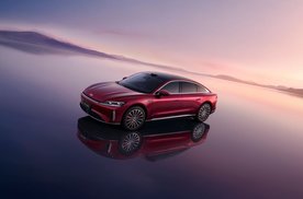满油满电2500km 奇瑞C级旗舰轿车风云A9L预售15.99万元起