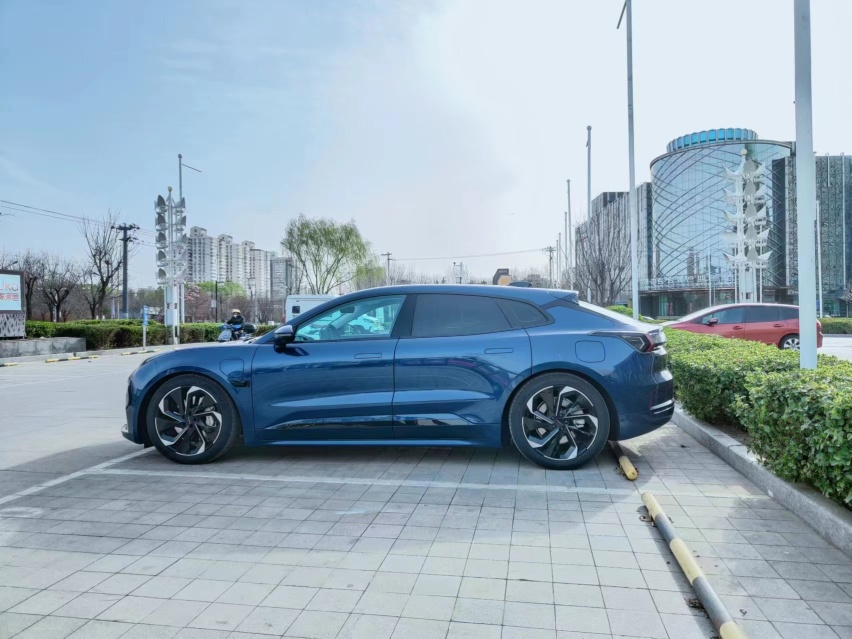 老男孩的 Dream car，极氪 001 试驾报告