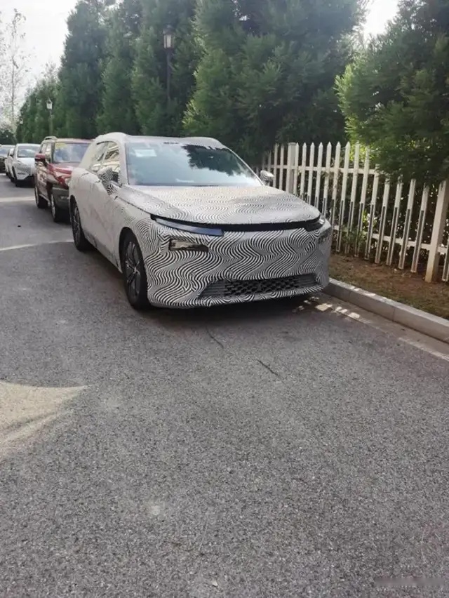 【e汽车】小鹏汽车中大型SUV将于广州车展首发亮相