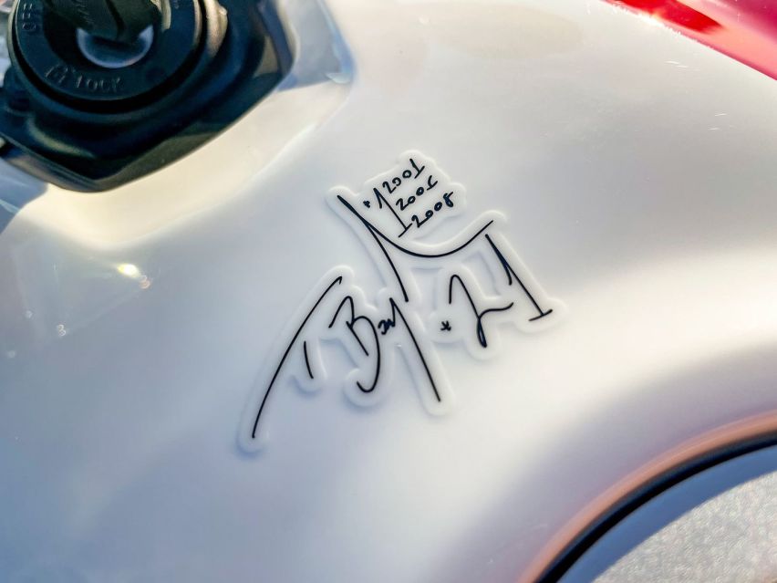 杜卡迪性能公升级跑车，Panigale V2 Bayliss纪念版详解