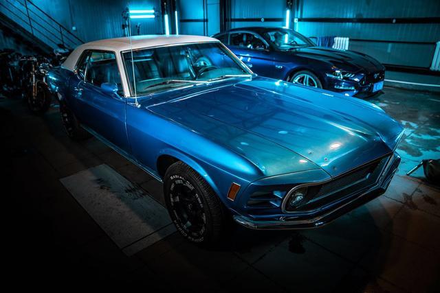 想买福特Mustang？请先干了这碗