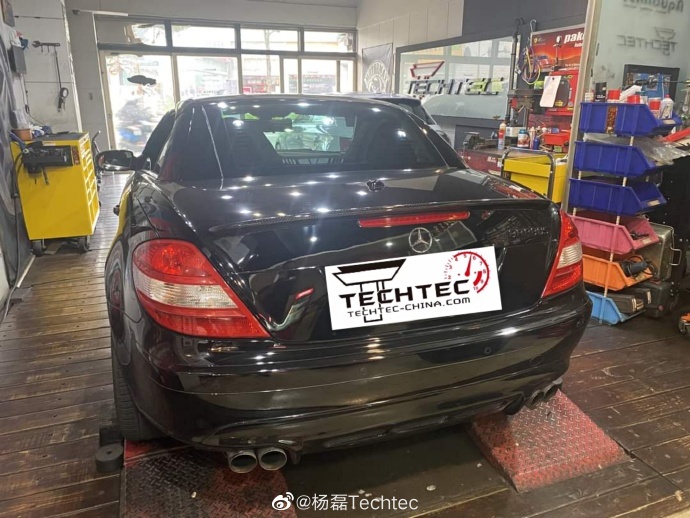 奔驰GLE43AMG刷ECU改装电脑德国TECHTEC程序+直通头段