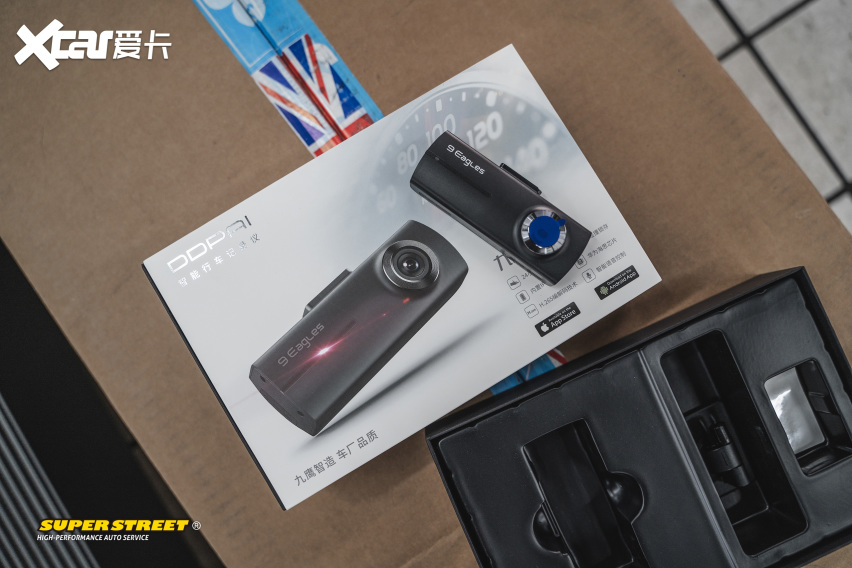 英菲尼迪q70l安装盯盯拍九鹰a2行车记录仪 爱卡汽车爱咖号