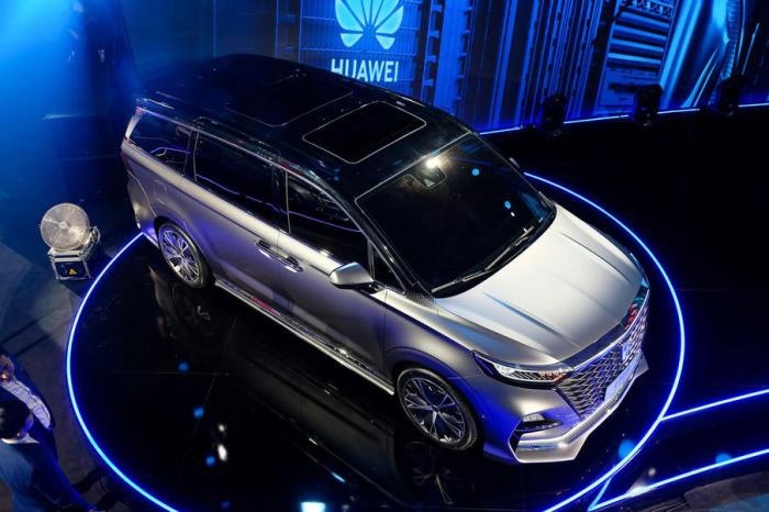 对标别克GL8，荣威高端MPV—iM8抢先看