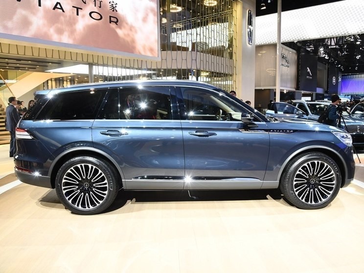 3.0T+四驱，宝马X5靠边站，林肯飞行家官降6.4万！
