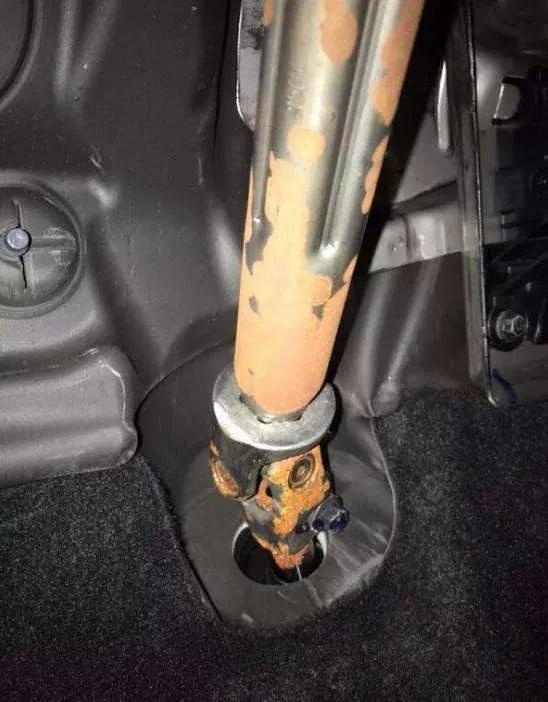 吉利多款热销车型被爆异味、生锈 包括帝豪和领克02