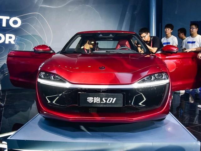 买不起保时捷就看它！无框车门＋隐藏式把手，自带撩妹颜值