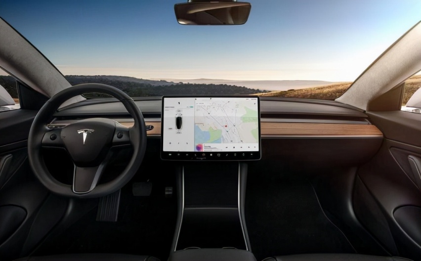 标准续航汉EV挑战低配Model 3，谁才是20万级别纯电家轿的王者？
