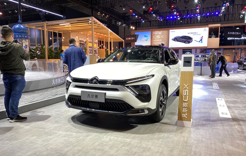2021上海车展实拍：东风雪铁龙 凡尔赛C5X