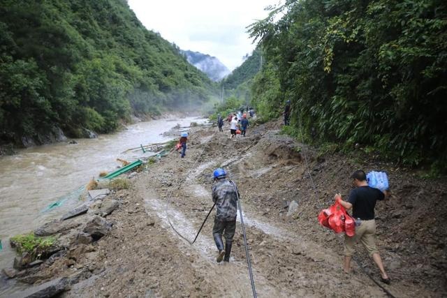 黄山洪水，长城炮路亚国际锦标赛延期，抗洪抢险，长城炮在行动