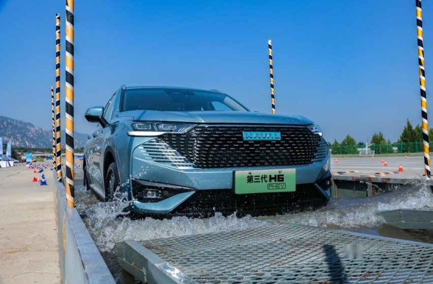 依旧能抗能打 场地试驾第三代哈弗H6 DHT-PHEV