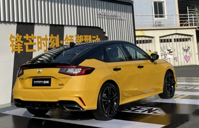 TA，不只是三厢变两厢”|动力试驾·广汽本田型格HATCHBACK