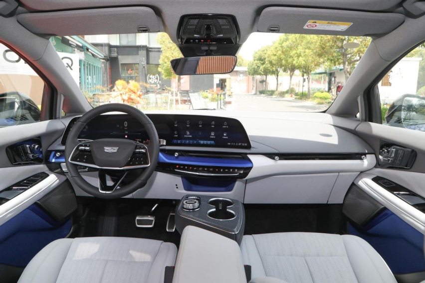 中型SUV，外观内饰很精致，凯迪拉克IQ傲歌将上市